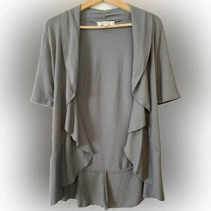 Decree short sleeve gray cardigan size Medium